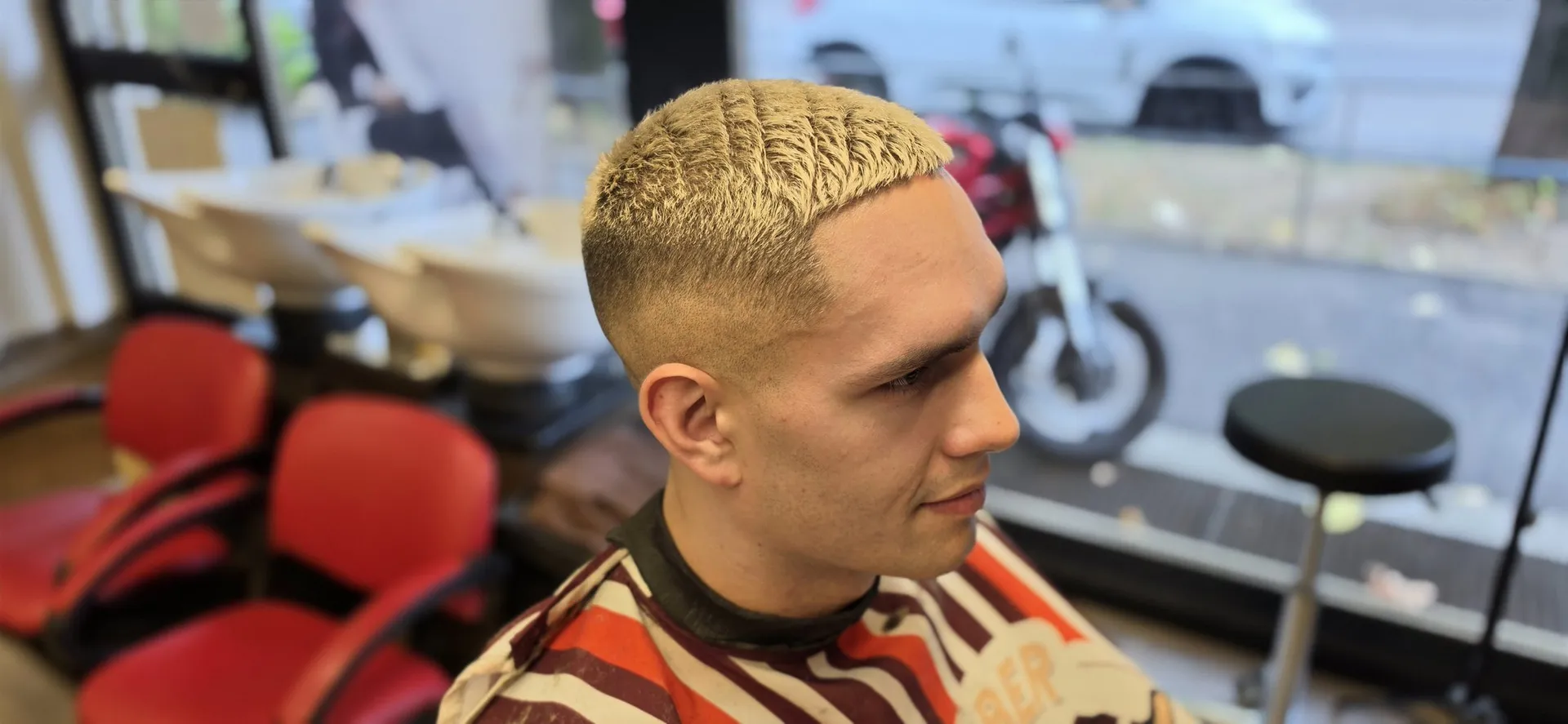 Servizio: Colore